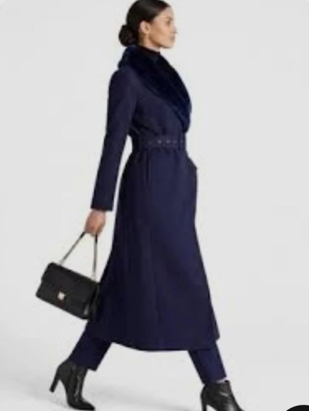 Naked wardrobe, The statement, fur trimmed long trench coat with belt. Size S - Picture 2 of 6